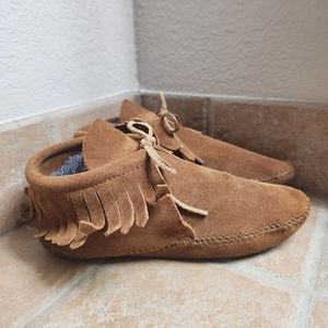 Minnetonka soft sole booties